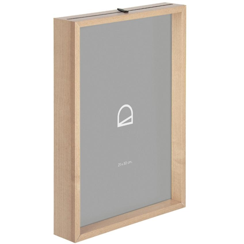 Kave Home Přírodní dřevěný fotorámeček Flavina 31 x 22 cm